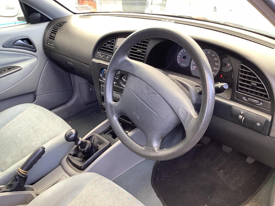 Photo '11' of Daewoo Nubira SX SW