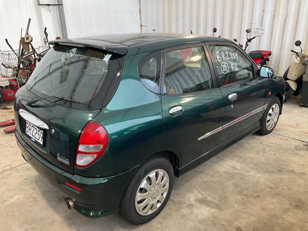 Photo '5' of Daihatsu Sirion Photo '5' of Daihatsu Sirion