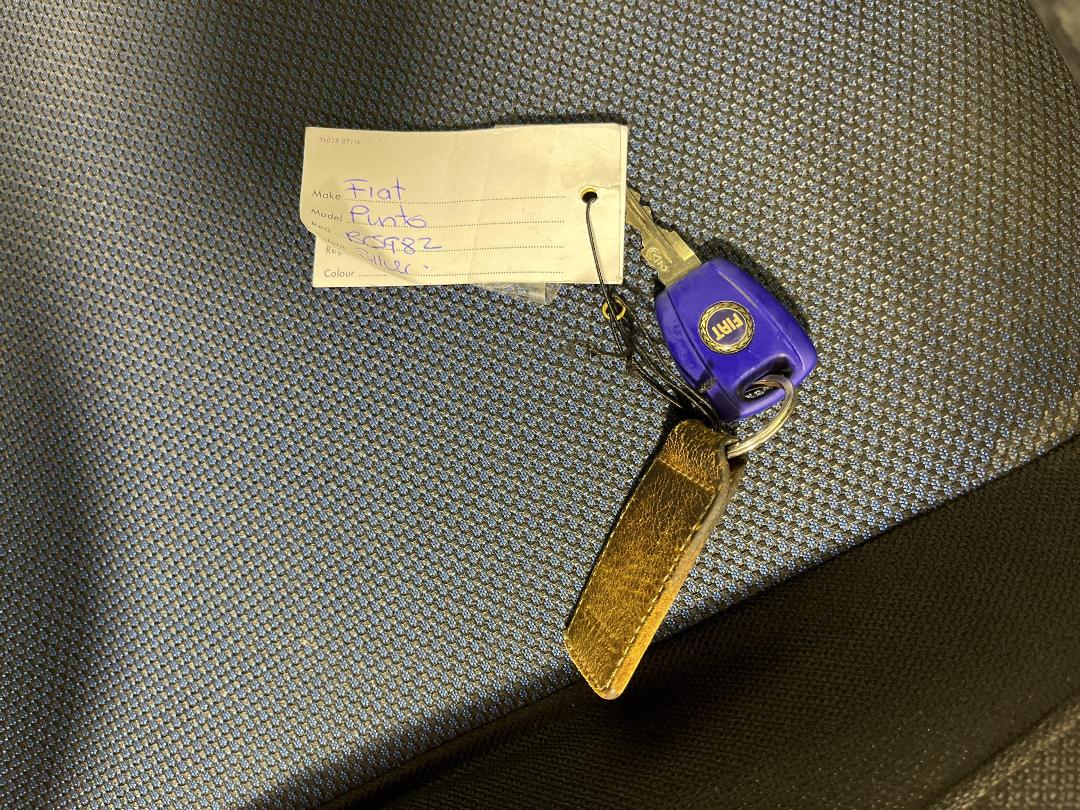 Photo '21' of Fiat Punto Photo '21' of Fiat Punto