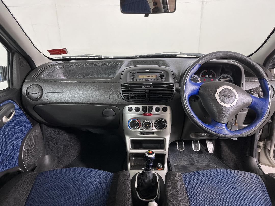 Photo '17' of Fiat Punto Photo '17' of Fiat Punto