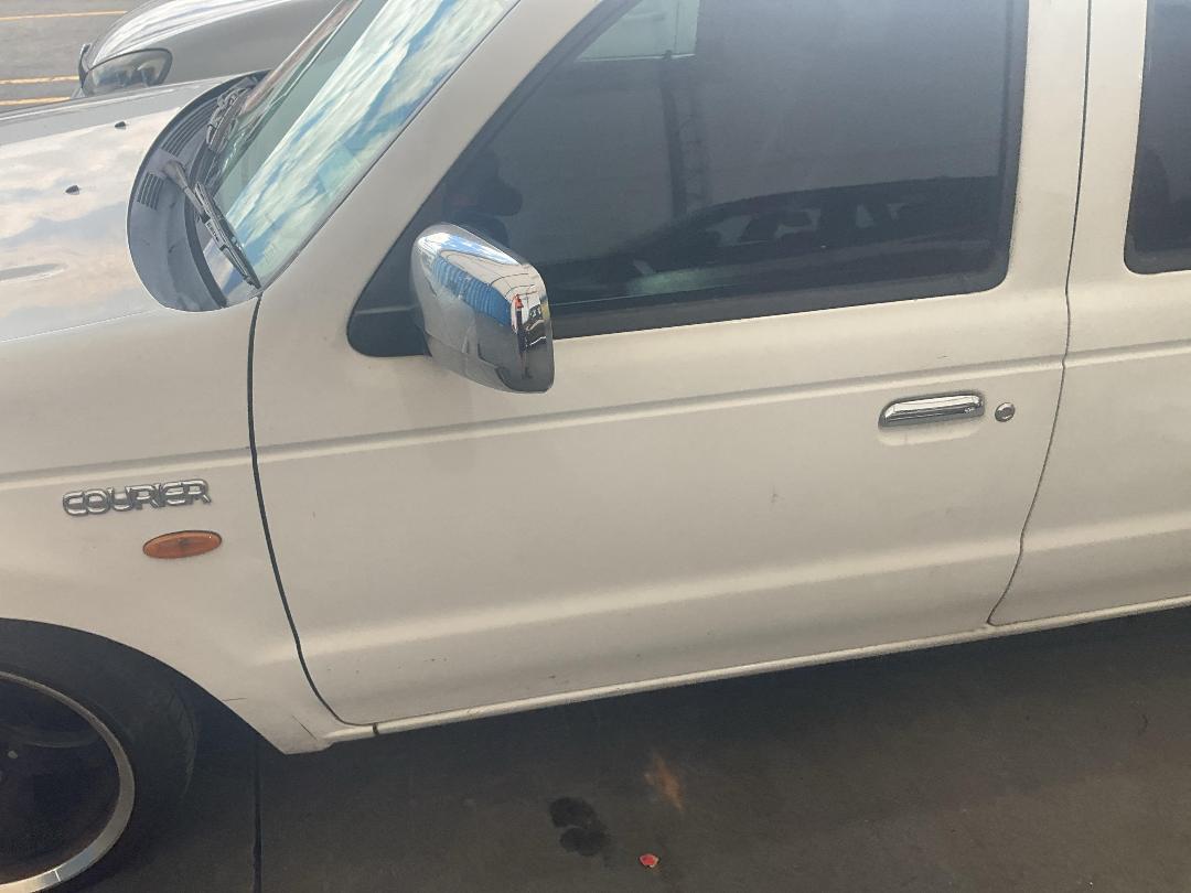 Photo '8' of Ford Courier XLX TD Crew