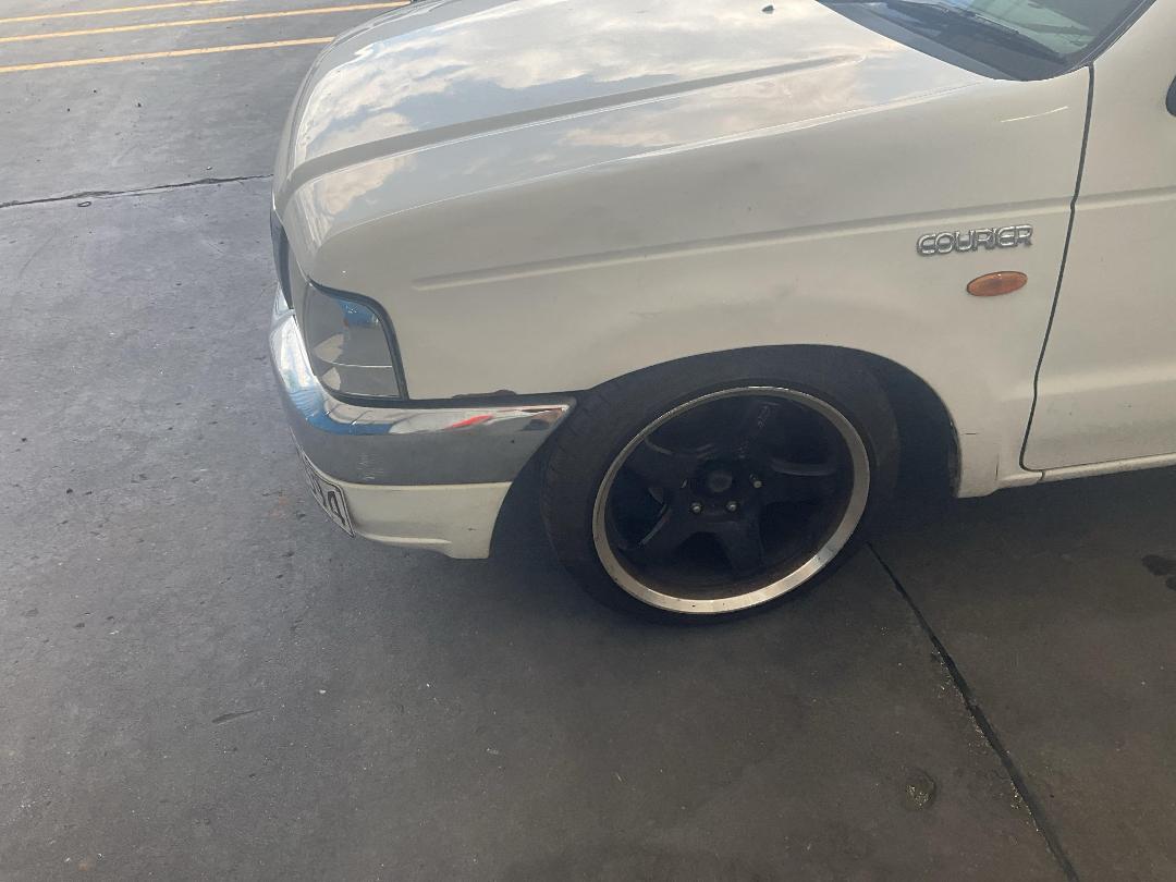 Photo '6' of Ford Courier XLX TD Crew