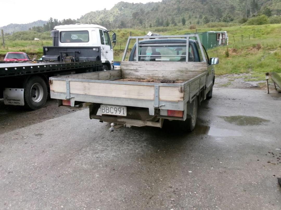 Photo '4' of Ford Courier XLT TD W/S