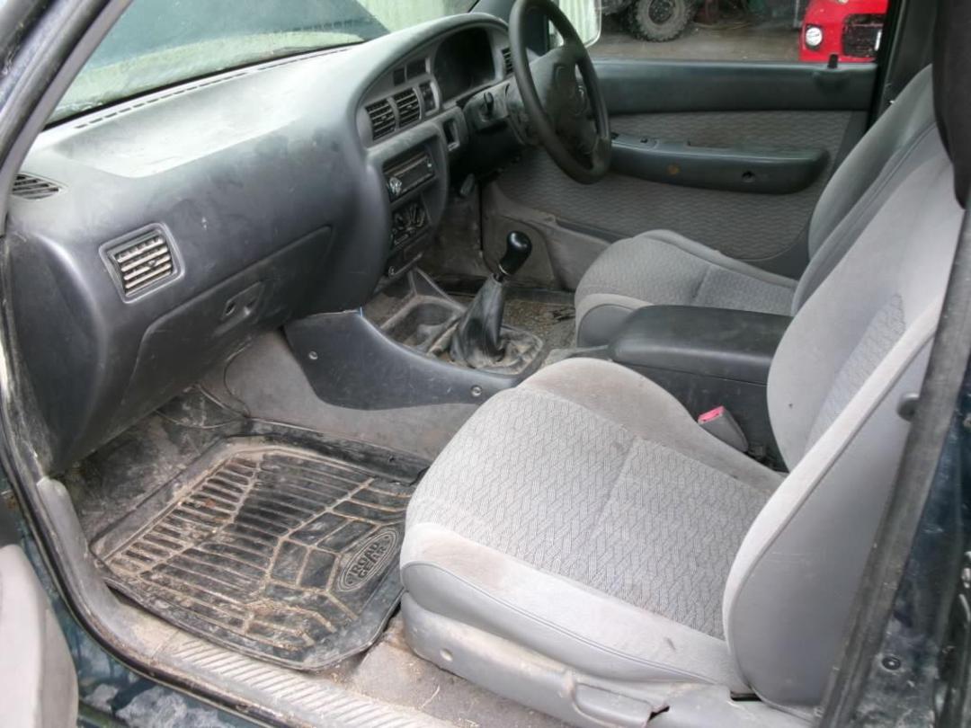 Photo '14' of Ford Courier XLT TD W/S