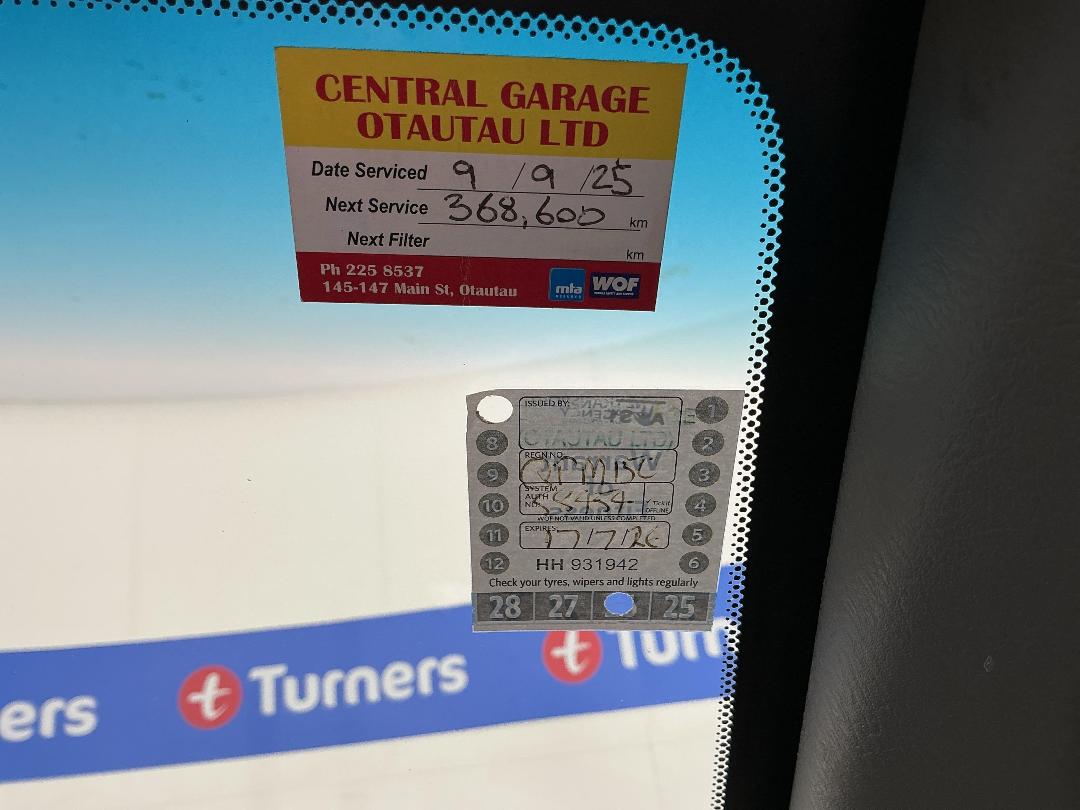 Photo '24' of Ford Courier