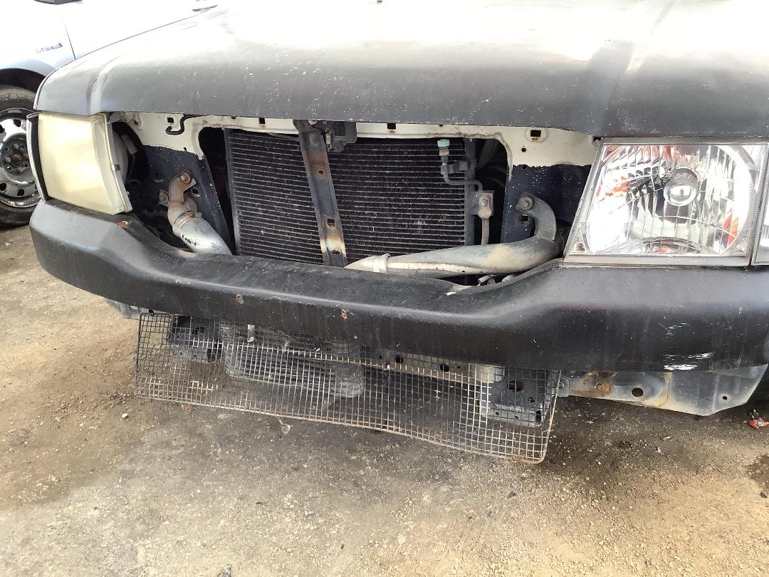 Photo '3' of Ford Courier XL TD Crew