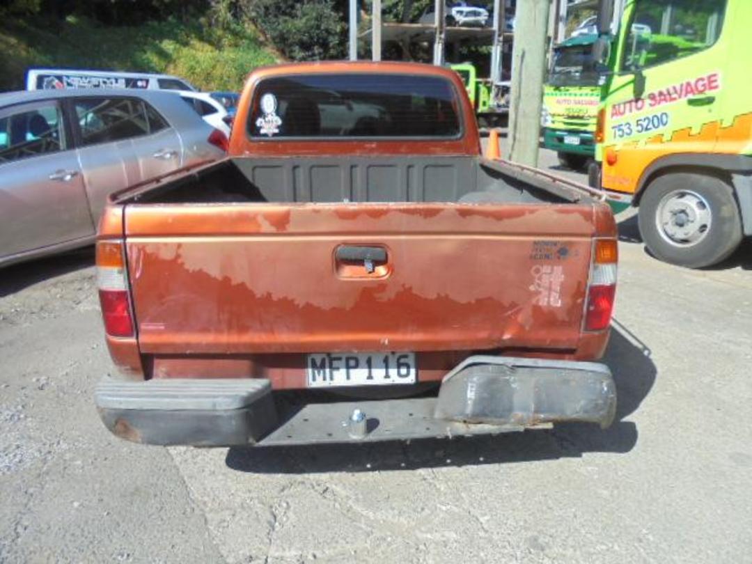 Photo '3' of Ford Courier XLT TD W/S