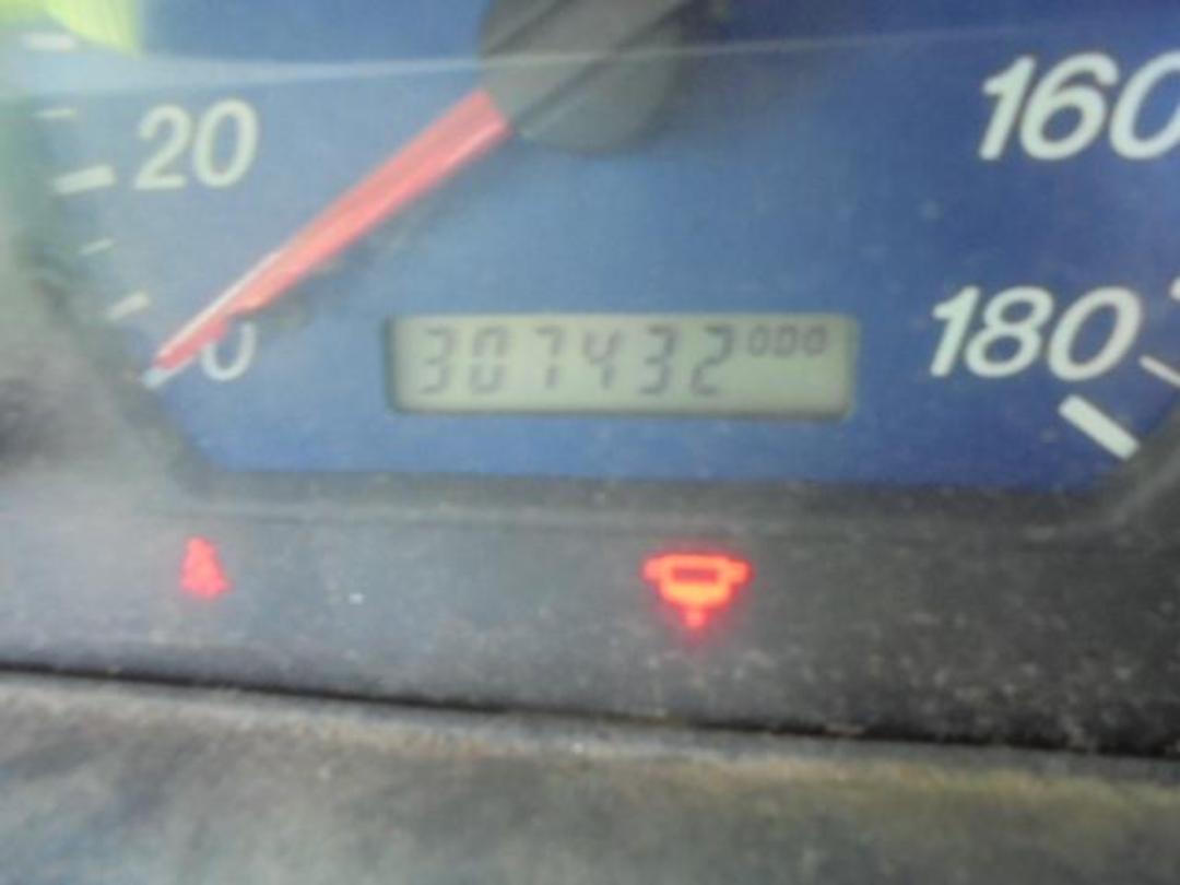 Photo '8' of Ford Courier XLT TD W/S