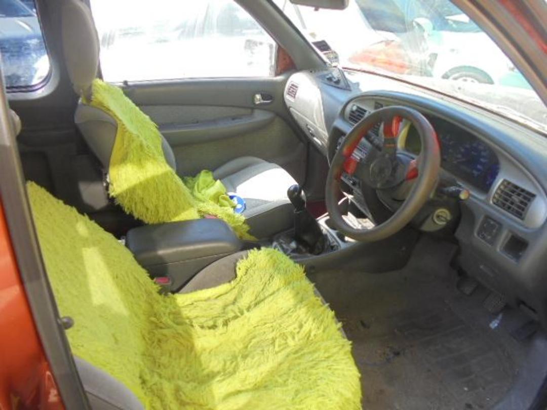 Photo '9' of Ford Courier XLT TD W/S