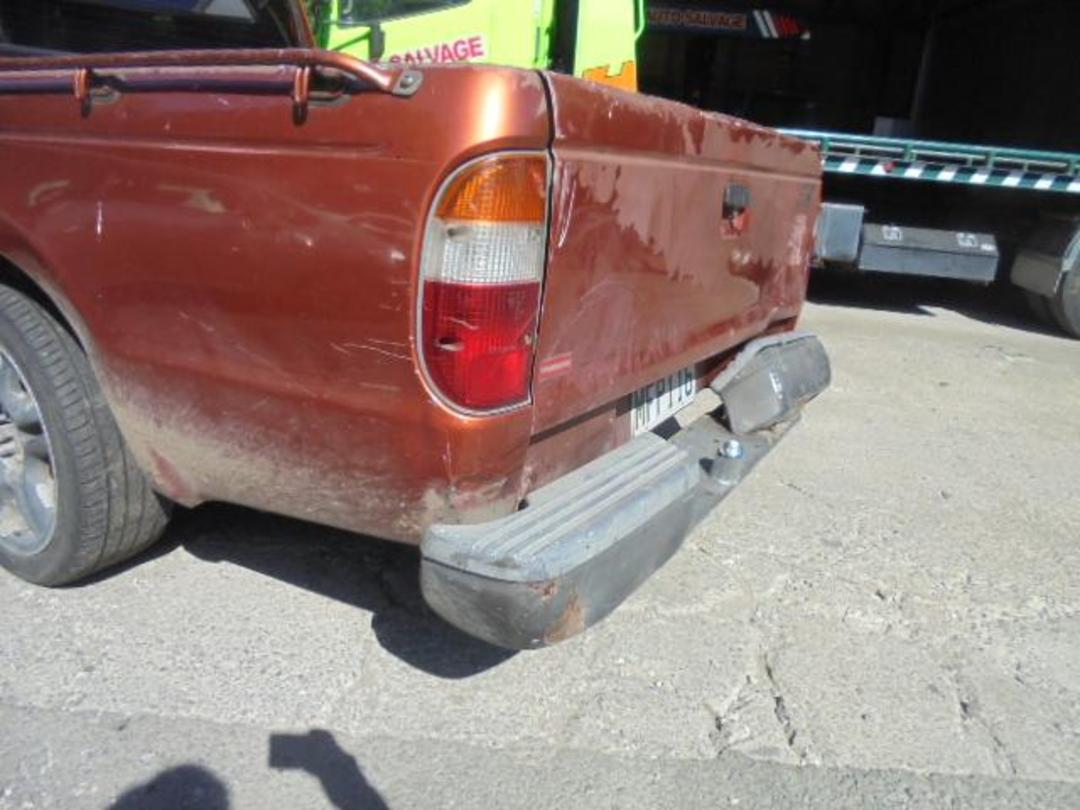 Photo '13' of Ford Courier XLT TD W/S