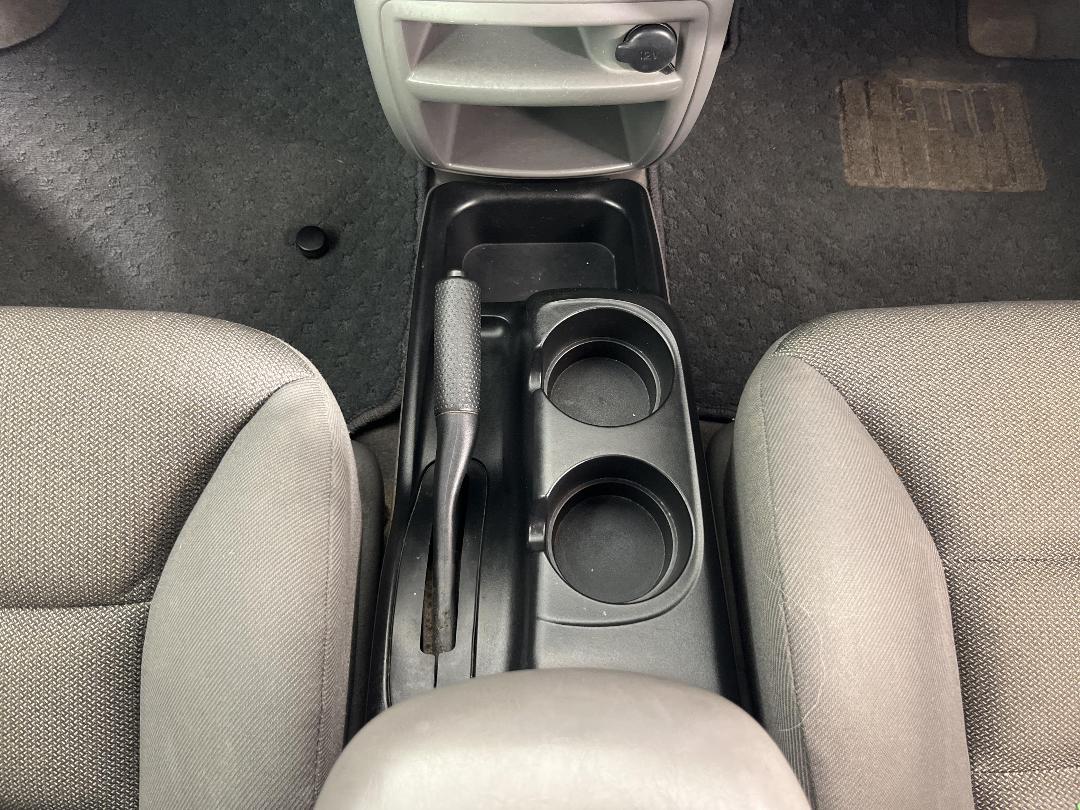 Photo '23' of Ford Escape