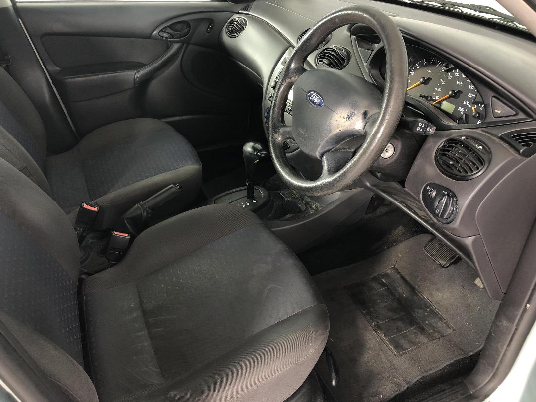 Photo '16' of Ford Focus