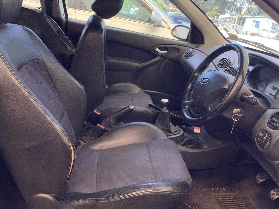 Photo '10' of Ford Focus ST170