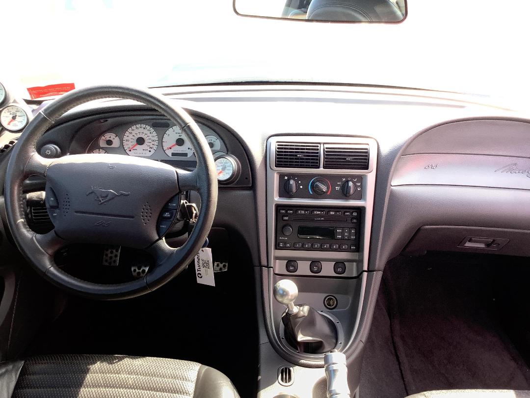 Photo '17' of Ford Mustang