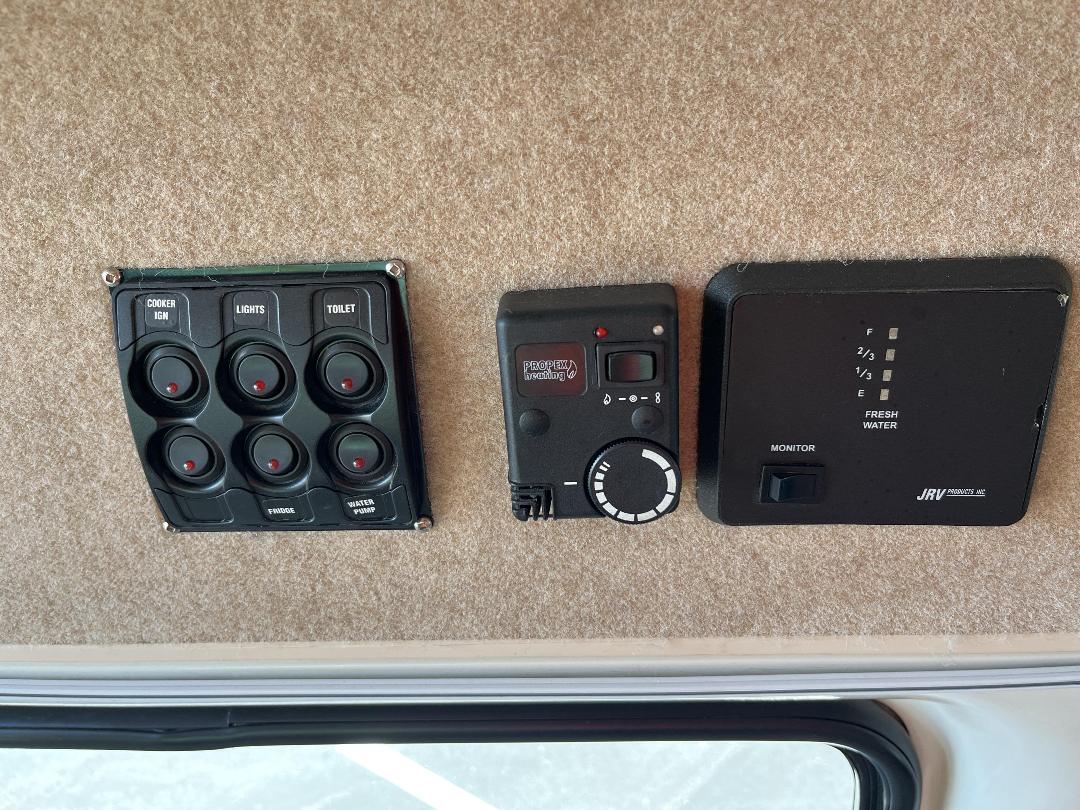 Photo '33' of Ford Transit