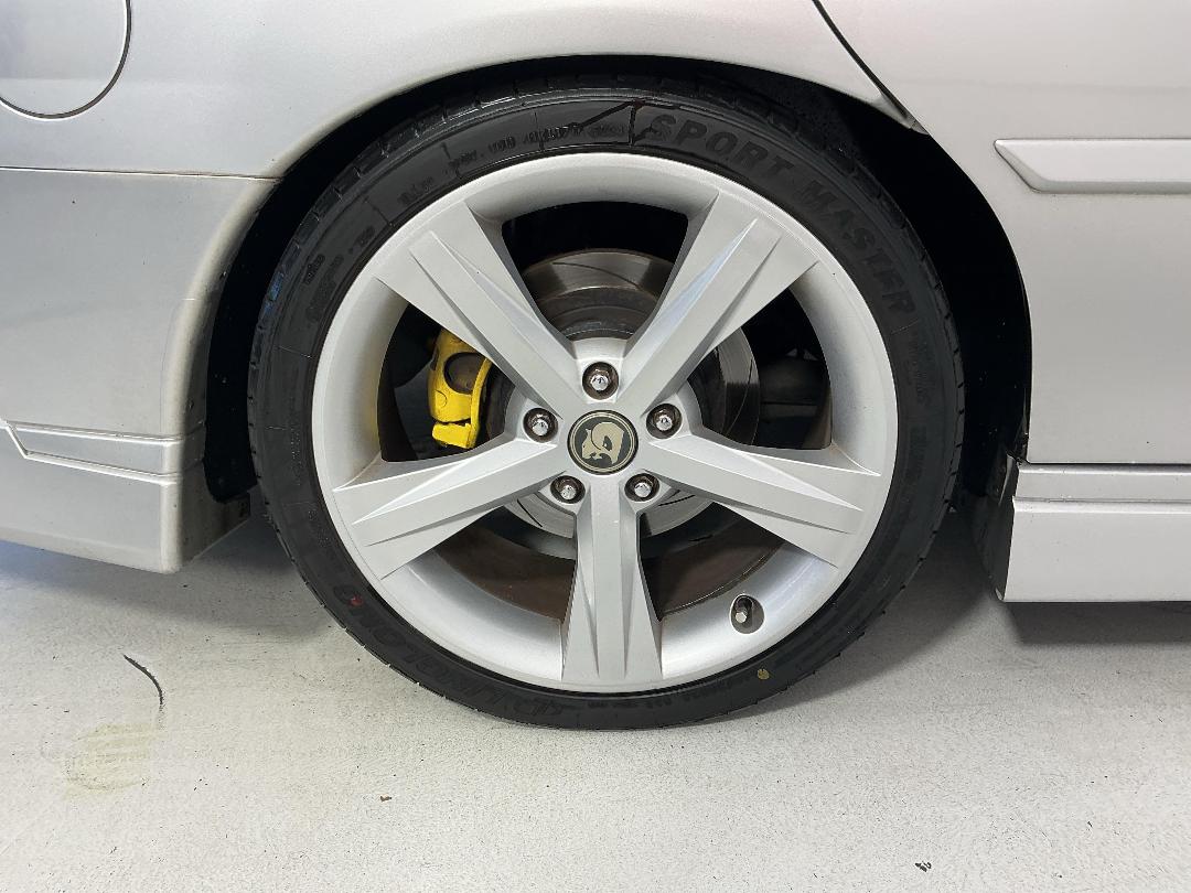 Photo '12' of Holden Commodore Photo '12' of Holden Commodore