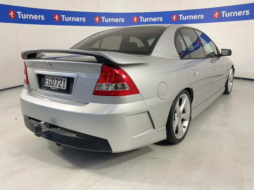 Photo '7' of Holden Commodore Photo '7' of Holden Commodore