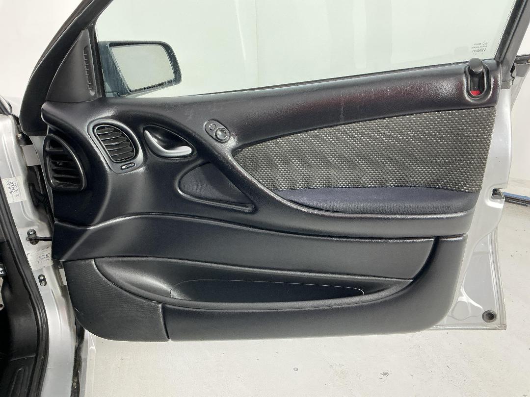 Photo '15' of Holden Commodore Photo '15' of Holden Commodore