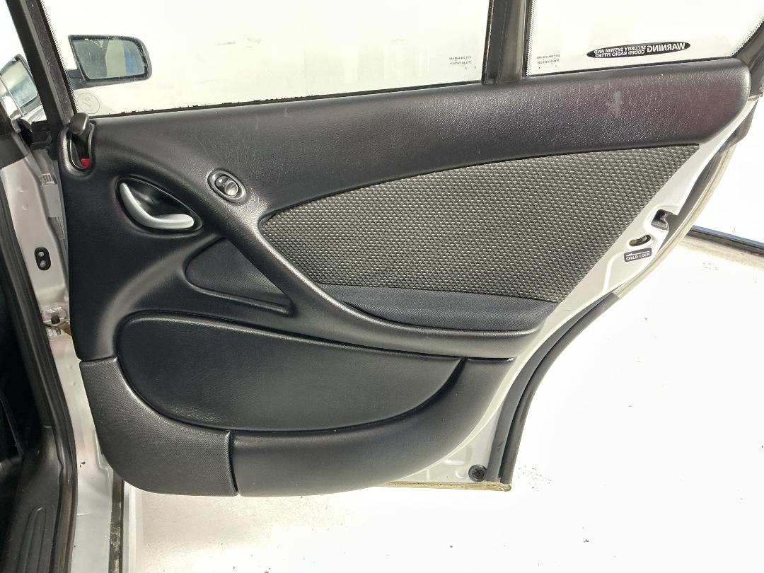 Photo '19' of Holden Commodore Photo '19' of Holden Commodore