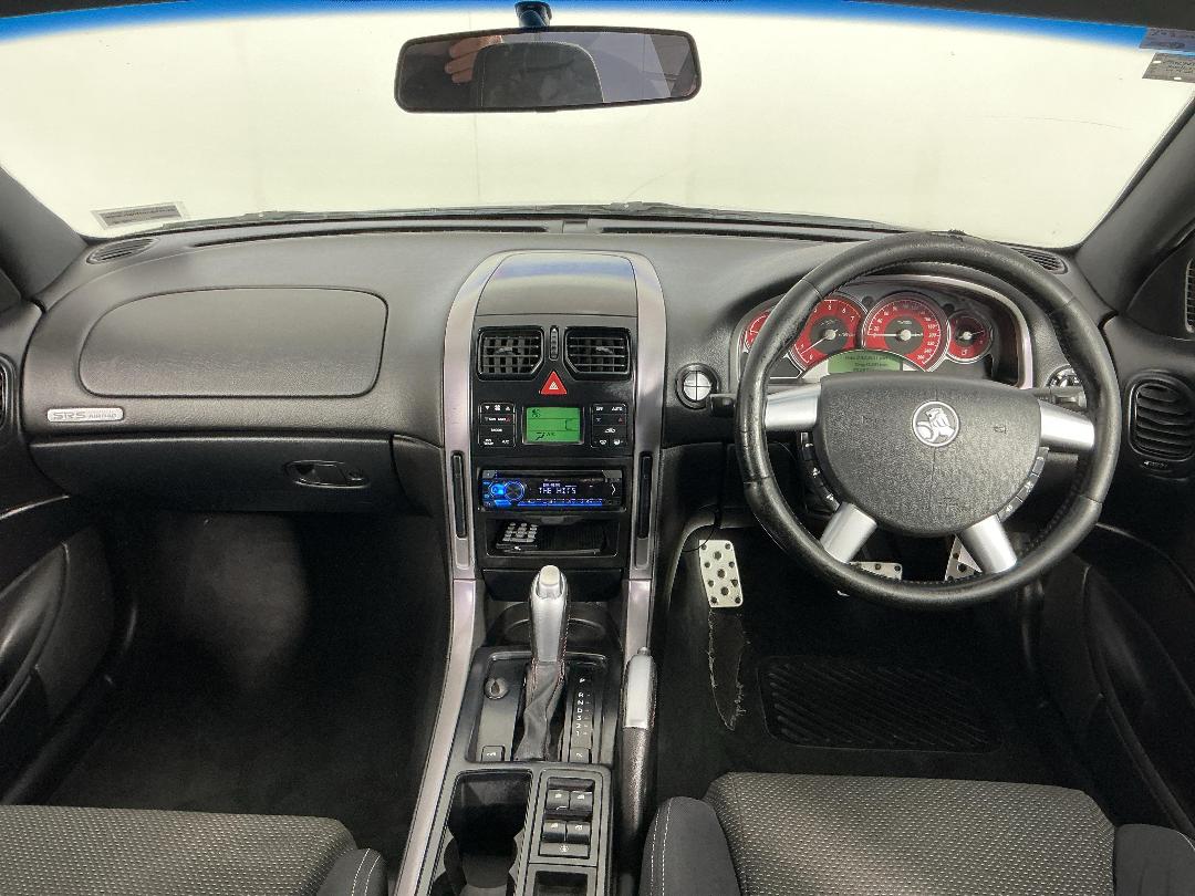 Photo '17' of Holden Commodore Photo '17' of Holden Commodore