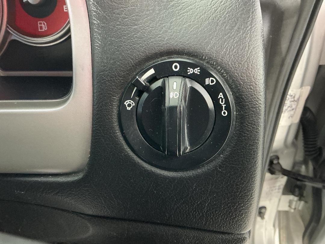 Photo '23' of Holden Commodore Photo '23' of Holden Commodore