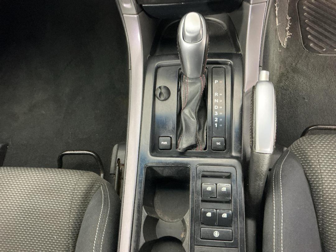 Photo '26' of Holden Commodore Photo '26' of Holden Commodore