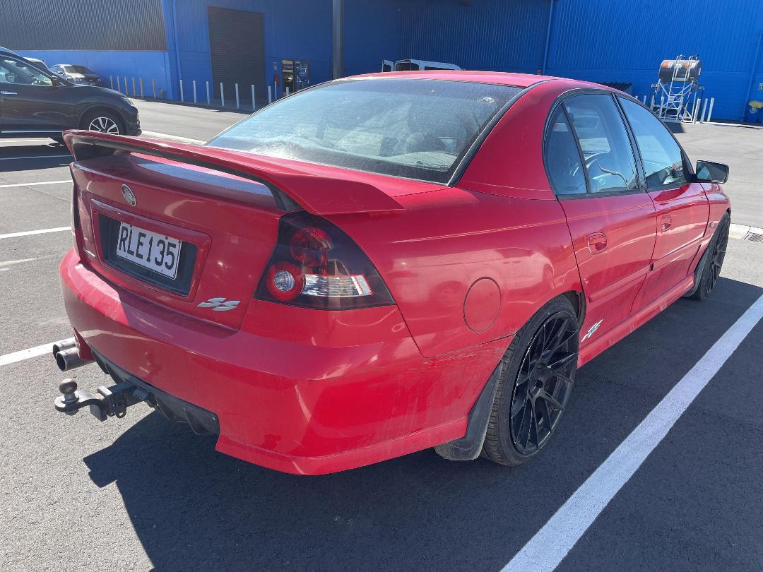 Photo '6' of Holden Commodore SS V8 Photo '6' of Holden Commodore SS V8
