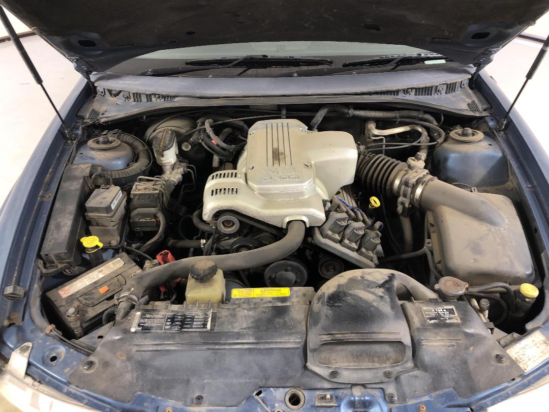 Photo '13' of Holden Commodore Photo '13' of Holden Commodore