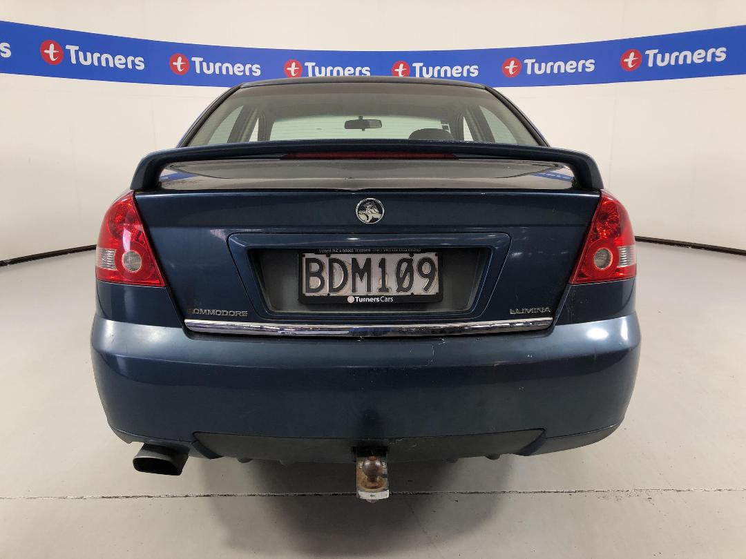 Photo '6' of Holden Commodore Photo '6' of Holden Commodore