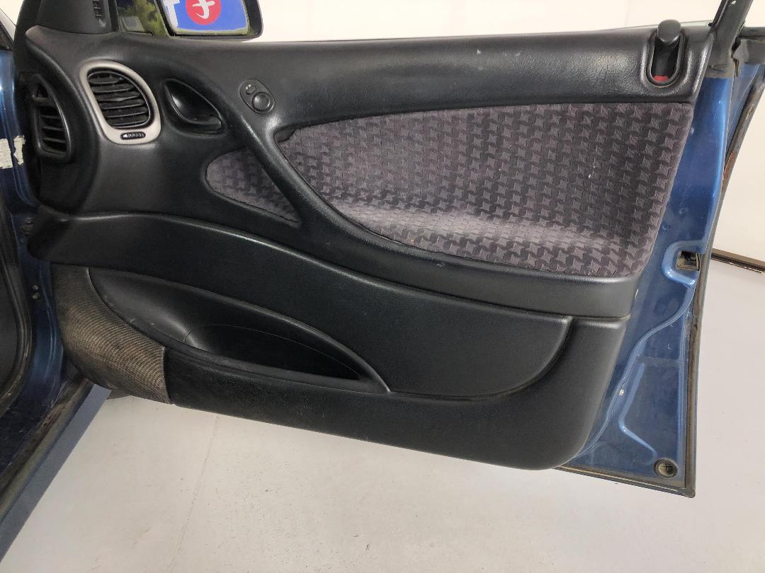 Photo '15' of Holden Commodore Photo '15' of Holden Commodore