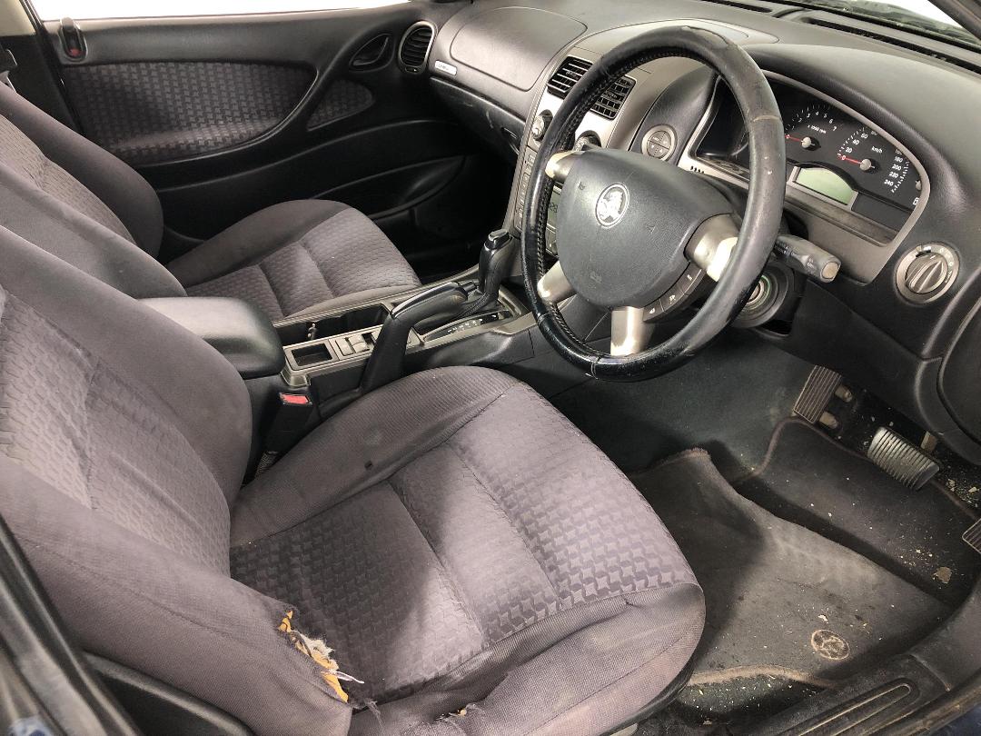 Photo '16' of Holden Commodore Photo '16' of Holden Commodore