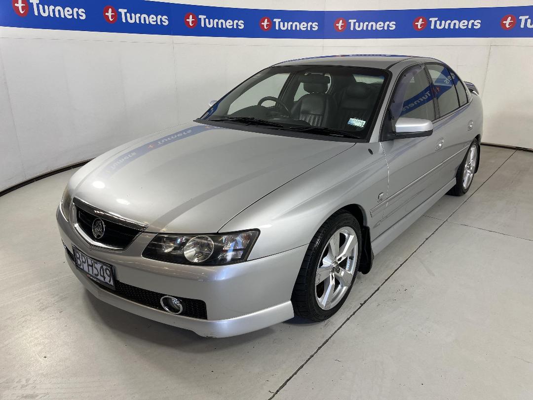 Photo '4' of Holden Commodore