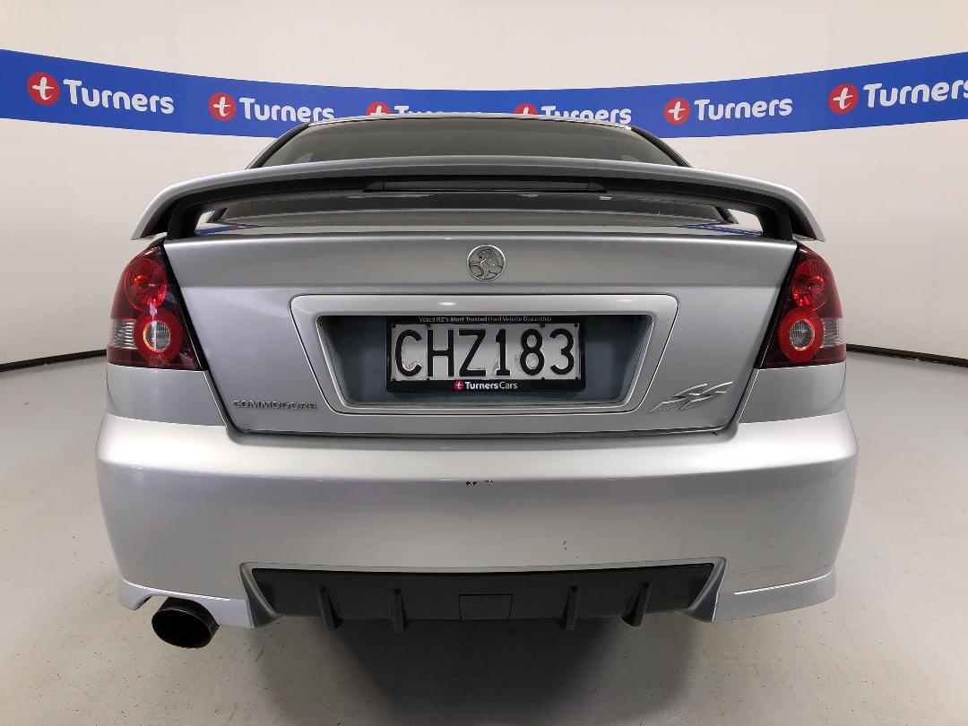 Photo '6' of Holden Commodore