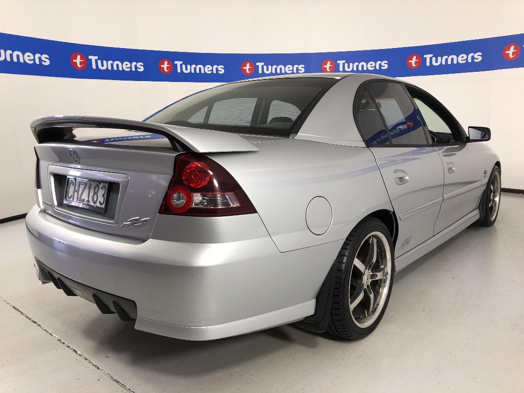 Photo '7' of Holden Commodore