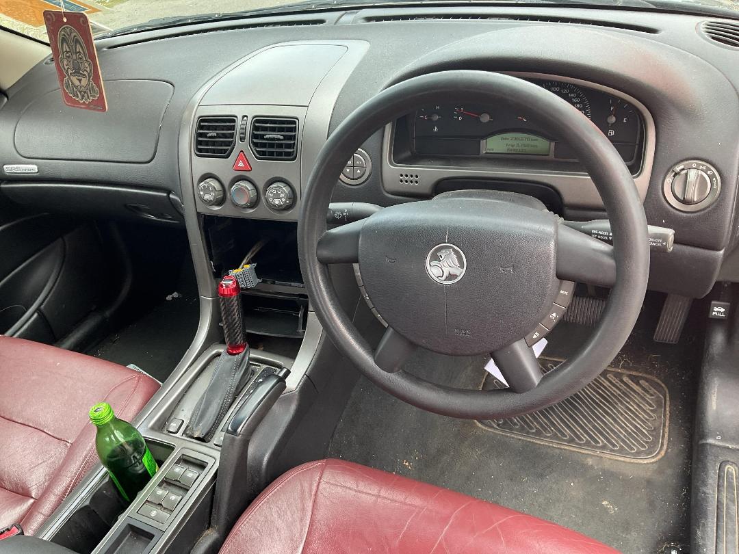 Photo '10' of Holden Commodore Acclaim