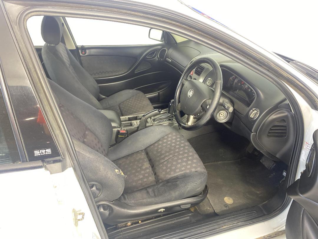 Photo '16' of Holden Commodore Photo '16' of Holden Commodore