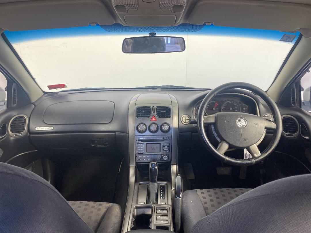 Photo '17' of Holden Commodore Photo '17' of Holden Commodore