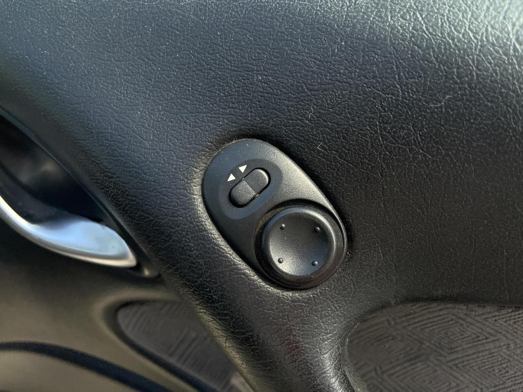 Photo '26' of Holden Commodore Berlina V6