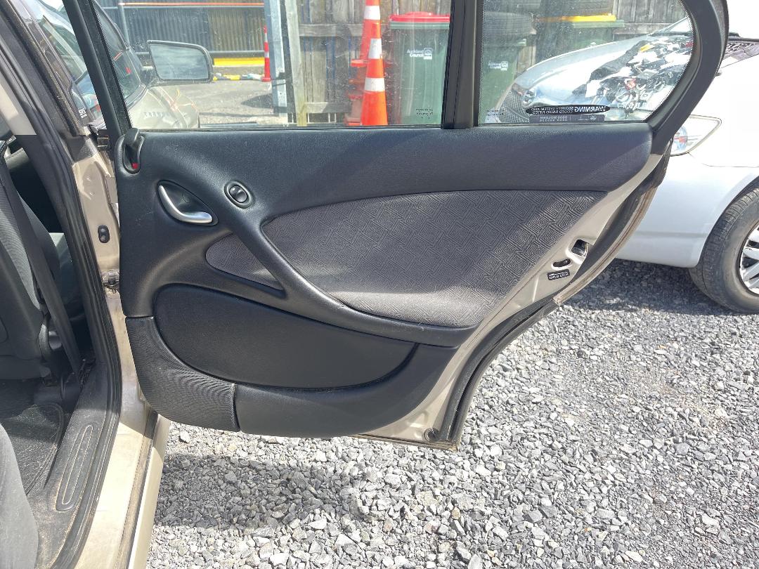 Photo '17' of Holden Commodore Berlina V6