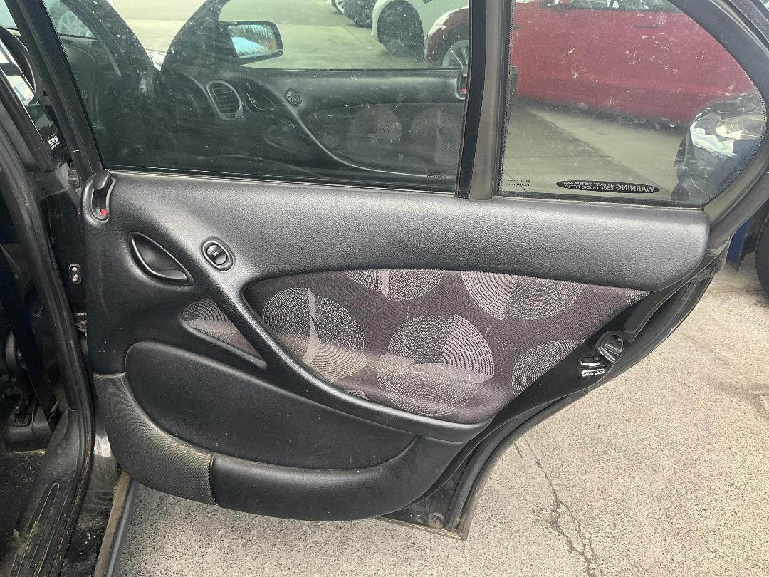 Photo '15' of Holden Commodore S V8