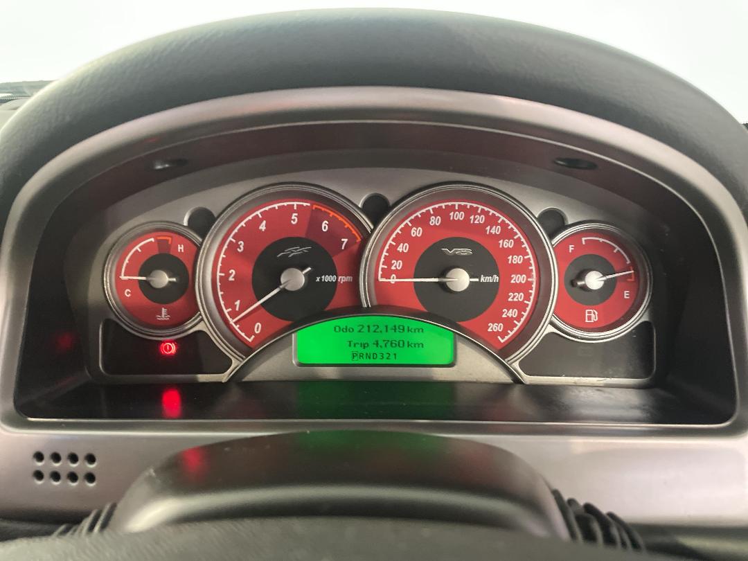 Photo '21' of Holden Commodore Photo '21' of Holden Commodore