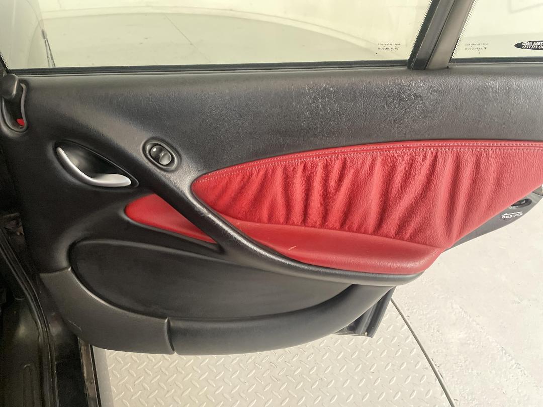 Photo '19' of Holden Commodore Photo '19' of Holden Commodore