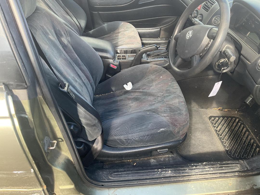 Photo '17' of Holden Commodore Exec Photo '17' of Holden Commodore Exec