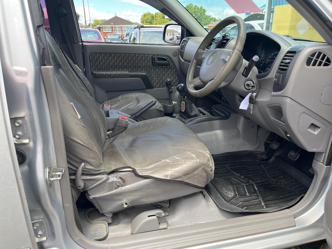 Photo '14' of Holden Rodeo 4X2 LX Crew V6