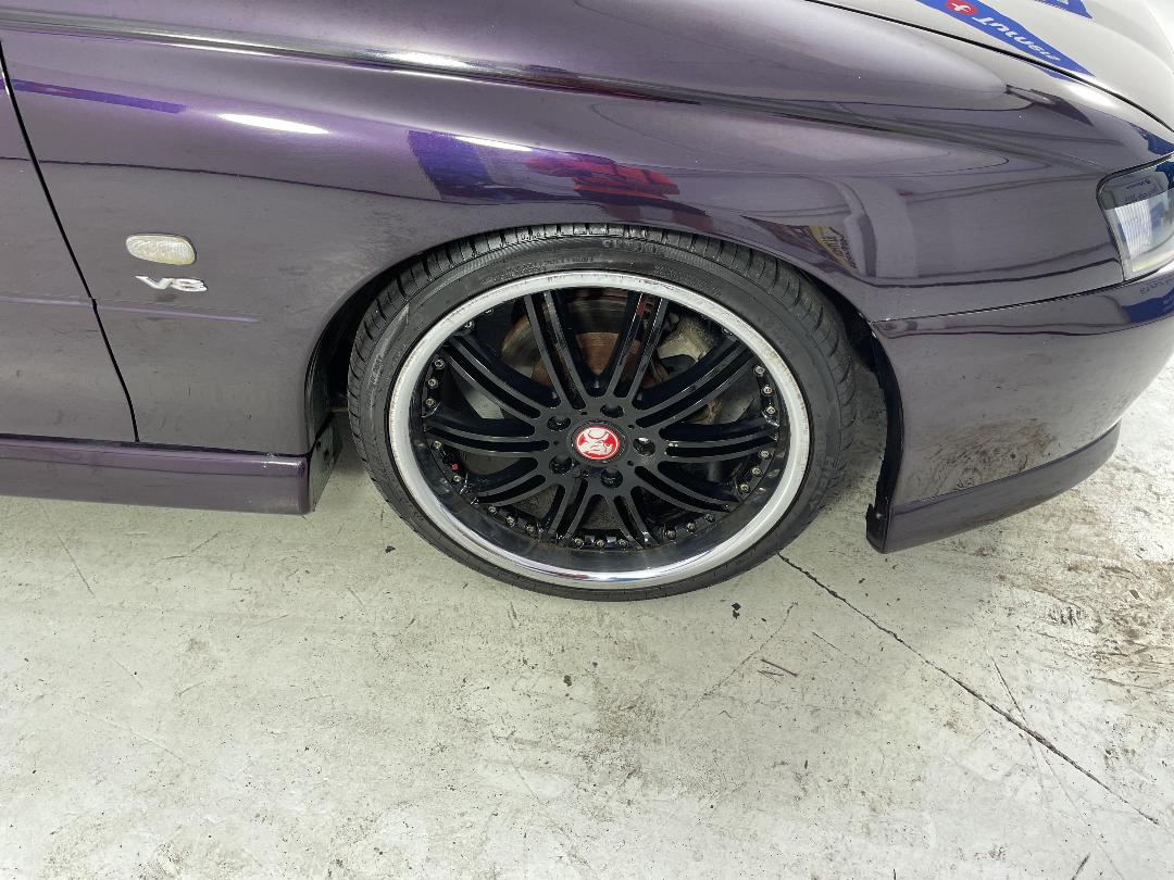 Photo '9' of Holden UTE