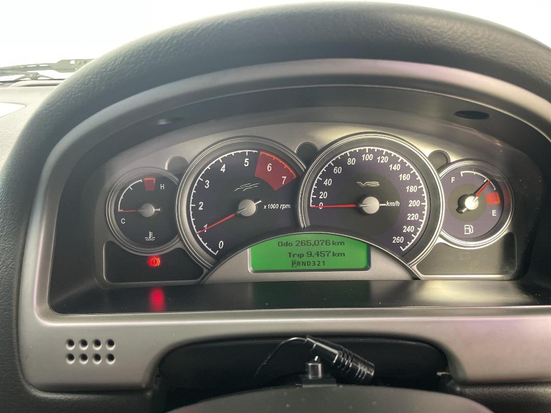 Photo '19' of Holden UTE