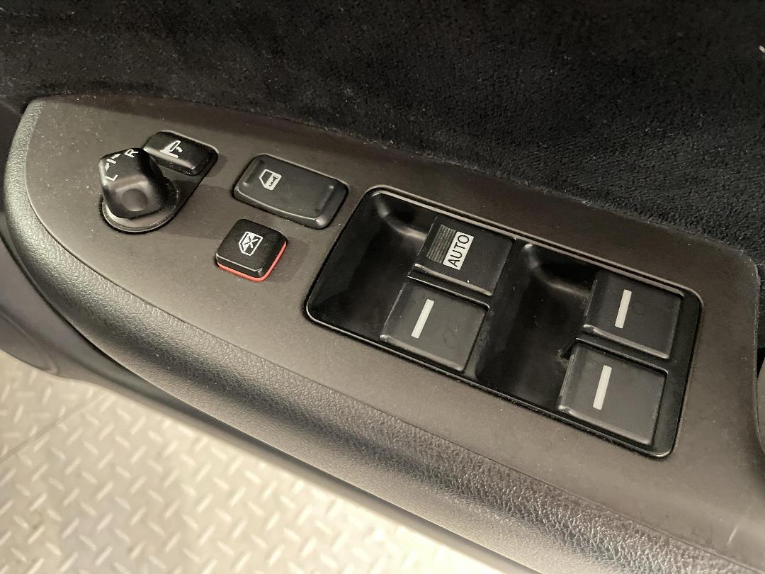 Photo '24' of Honda Accord Photo '24' of Honda Accord