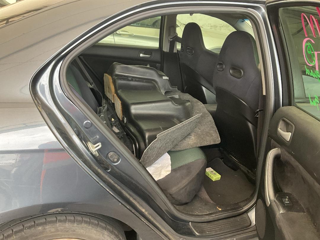 Photo '18' of Honda Accord Euro R Photo '18' of Honda Accord Euro R