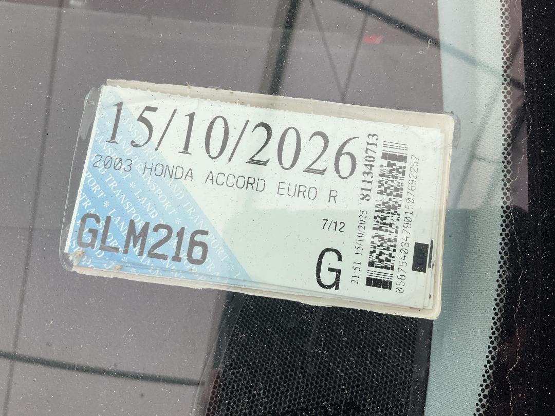 Photo '30' of Honda Accord Euro R Photo '30' of Honda Accord Euro R