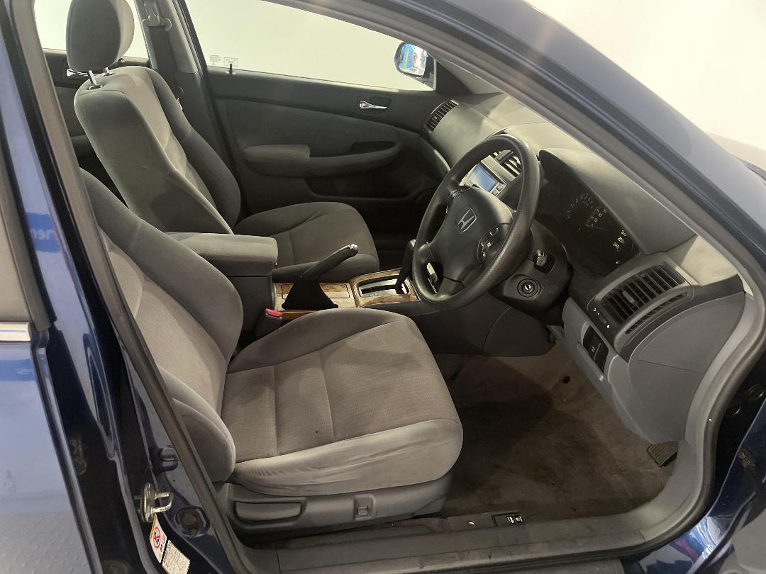 Photo '16' of Honda Accord